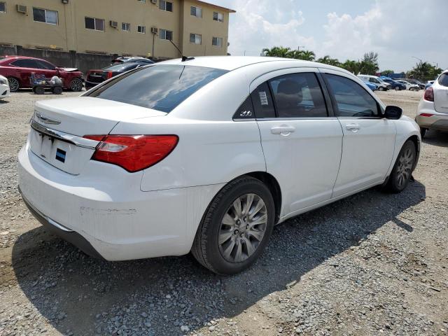 Photo 3 from auction – 2012 CHRYSLER 200 LX with VIN 1C3CCBAB3CN204576