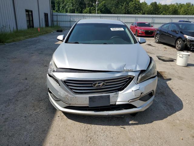 Photo 5 from auction – 2017 HYUNDAI SONATA SE with VIN 5NPE24AF9HH520657
