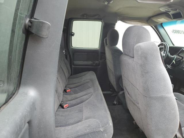Photo 10 from auction – 2002 CHEVROLET SILVERADO with VIN 2GCEK19T821251570