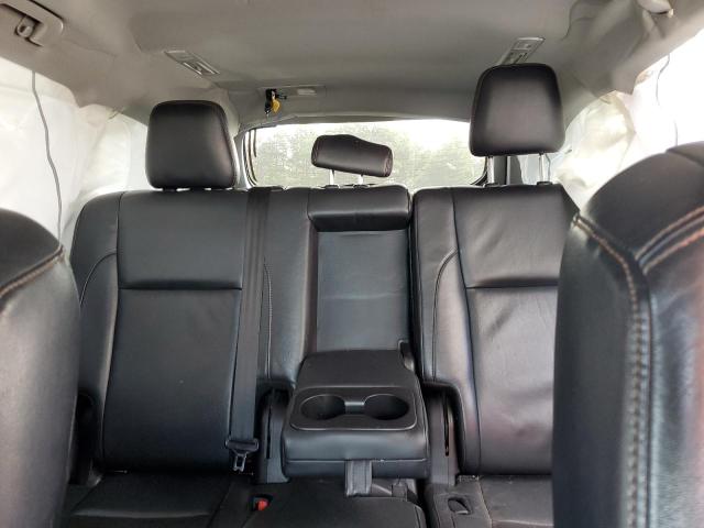 Photo 10 from auction – 2018 TOYOTA HIGHLANDER with VIN 5TDJZRFH4JS801251