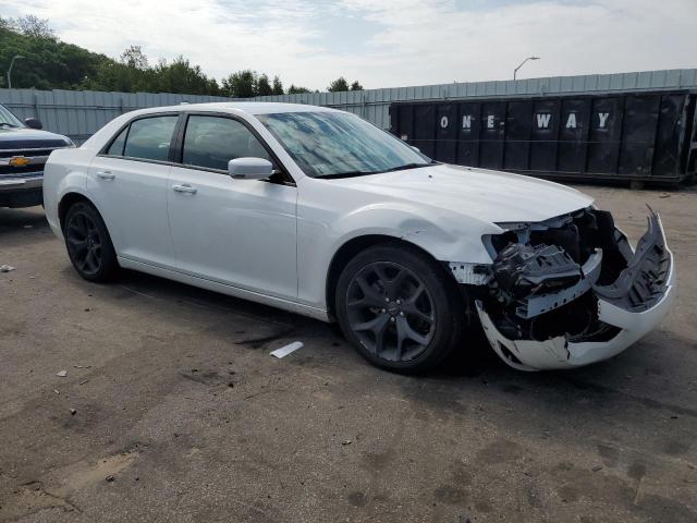 Photo 4 from auction – 2021 CHRYSLER 300 S with VIN 2C3CCABG3MH554403