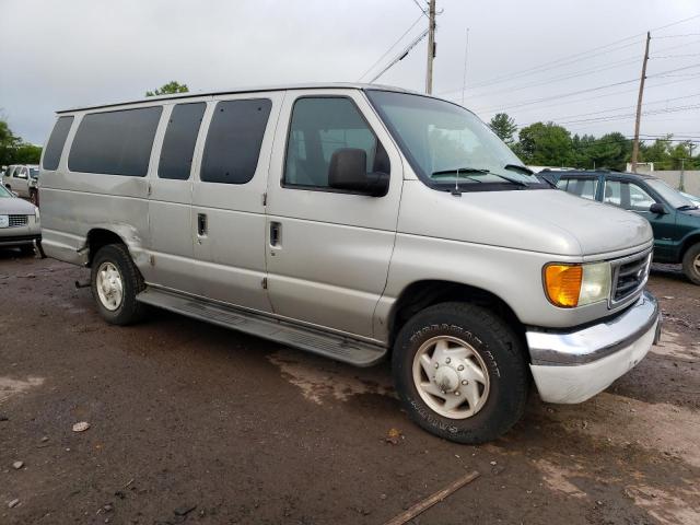 Photo 4 from auction – 2003 FORD ECONOLINE with VIN 1FBSS31L13HB14192
