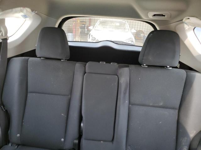 Photo 10 from auction – 2017 TOYOTA RAV4 LE with VIN 2T3ZFREV1HW339470