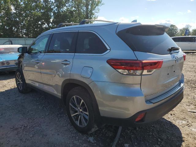 Photo 2 from auction – 2019 TOYOTA HIGHLANDER with VIN 5TDJZRFH4KS612312