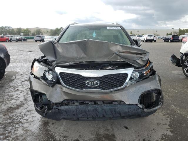 Photo 5 from auction – 2012 KIA SORENTO EX with VIN 5XYKU4A69CG281396
