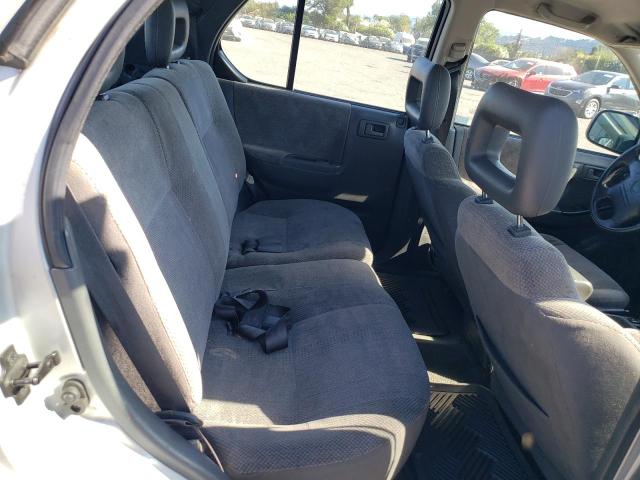 Photo 10 from auction – 1999 ISUZU RODEO S with VIN 4S2CM58W2X4376584