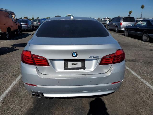 Photo 6 from auction – 2011 BMW 528 I with VIN WBAFR1C50BC738750