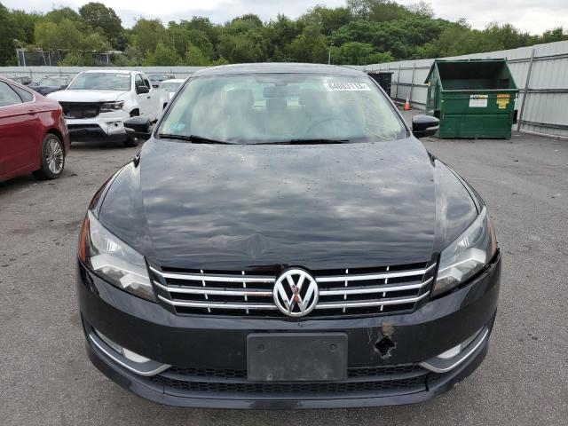 Photo 5 from auction – 2015 VOLKSWAGEN PASSAT SEL with VIN 1VWCT7A38FC050719