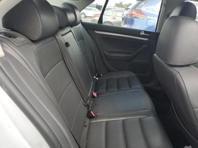Photo 10 from auction – 2008 VOLKSWAGEN JETTA WOLF with VIN 3VWRA71K68M166204