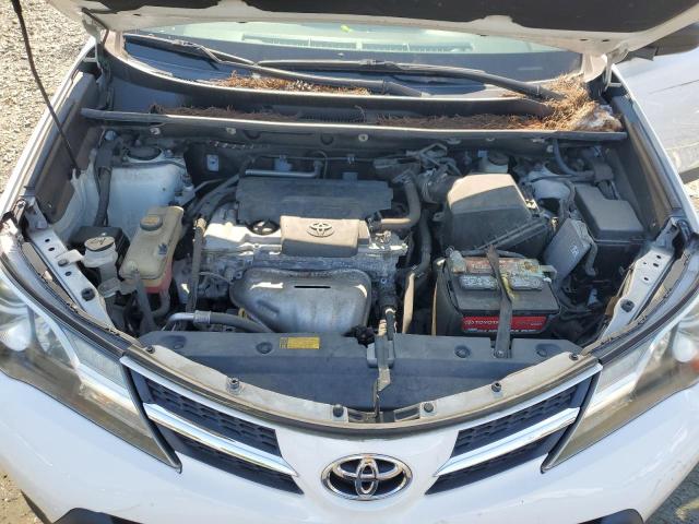 Photo 11 from auction – 2015 TOYOTA RAV4 LE with VIN 2T3BFREV9FW349985