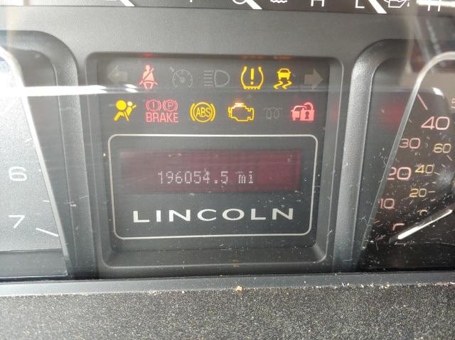 Photo 8 from auction – 2011 LINCOLN NAVIGATOR with VIN 5LMJJ3J59BEJ06975
