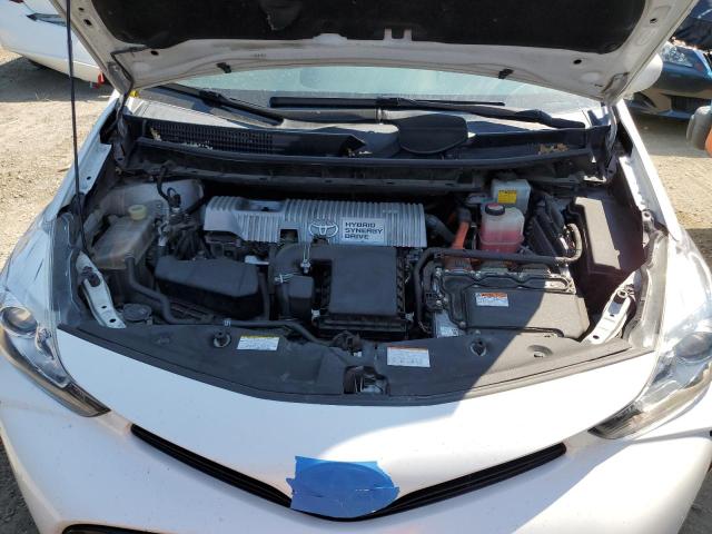 Photo 11 from auction – 2016 TOYOTA PRIUS V with VIN JTDZN3EUXGJ044520