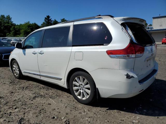 Photo 2 from auction – 2011 TOYOTA SIENNA XLE with VIN 5TDDK3DC9BS015310