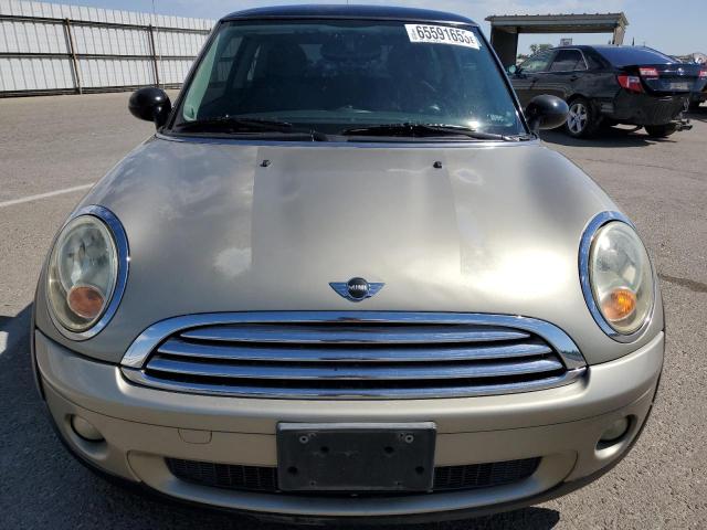 Photo 5 from auction – 2007 MINI COOPER with VIN WMWMF33597TT55117