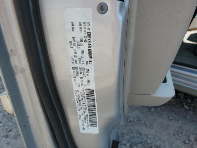 Photo 14 from auction – 2010 CHRYSLER TOWN & COU with VIN 2A4RR5D19AR206660