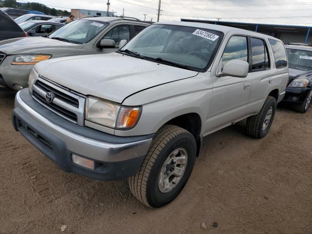 TOYOTA 4RUNNER SR 2000 with VIN JT3HN86R6Y0323638 - Photo from auction