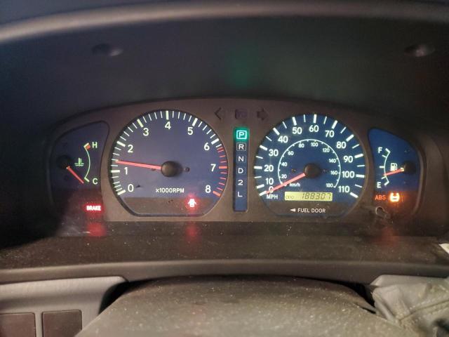 Photo 9 from auction – 2002 TOYOTA SIENNA with VIN 4T3ZF13C82U431847