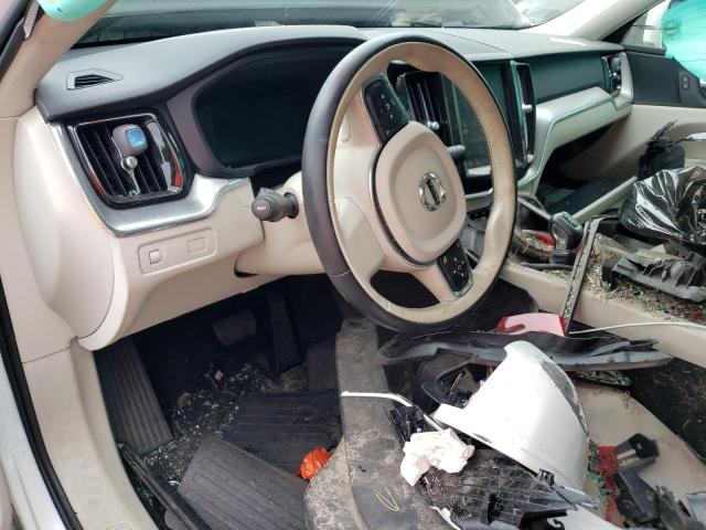 Photo 8 from auction – 2019 VOLVO XC60 T5 with VIN LYV102RK6KB362294