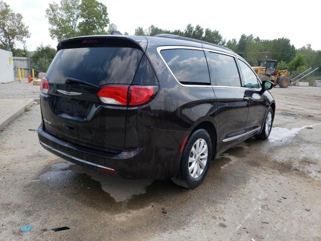Photo 3 from auction – 2017 CHRYSLER PACIFICA T with VIN 2C4RC1BG0HR691773