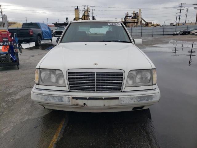 Фото 5 с аукциона – 1994 MERCEDES-BENZ E-CLASS с VIN WDBEA32E6RC060968