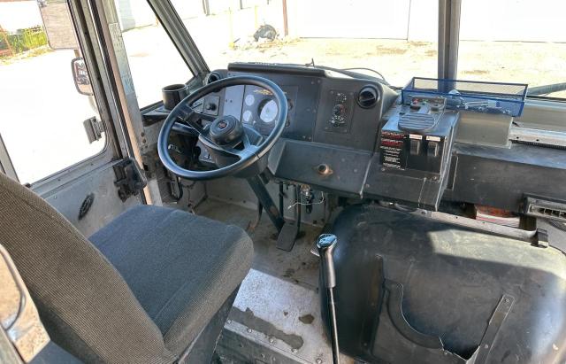 Photo 9 from auction – 2003 OTHER OTHER with VIN 4KAMGABM13A949681