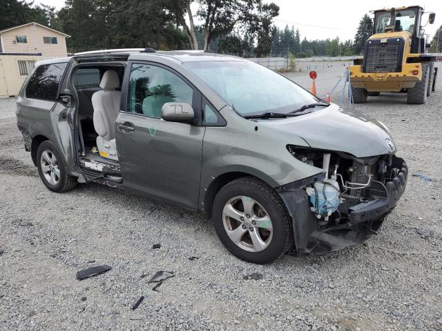 Снимка 4 от търг – 2012 TOYOTA SIENNA BAS с VIN 5TDKA3DC0CS015286