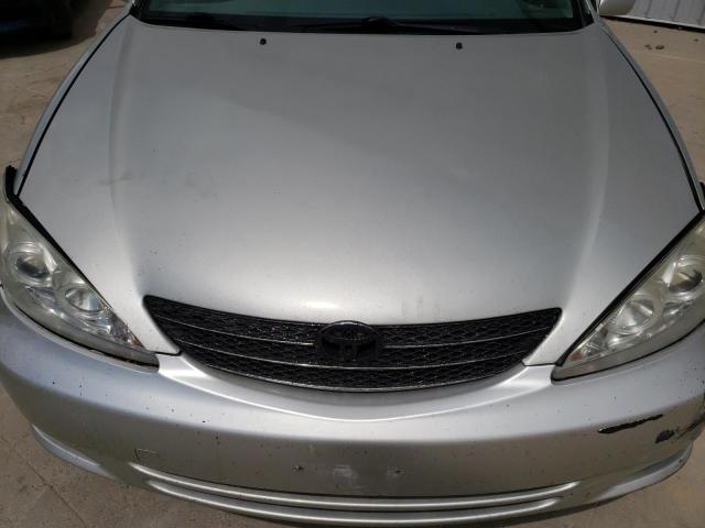 Photo 11 from auction – 2002 TOYOTA CAMRY with VIN JTDBF30K720074898