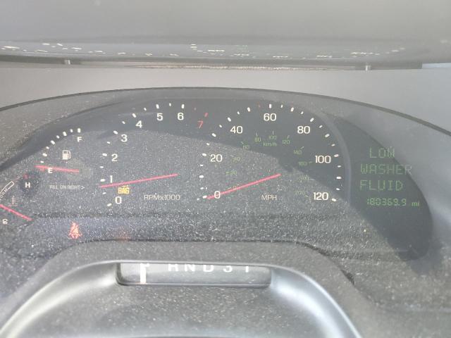 Photo 9 from auction – 2000 LINCOLN CONTINENTA with VIN 1LNHM97V5YY833167