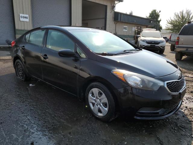 Photo 4 from auction – 2016 KIA FORTE LX with VIN KNAFK4A65G5615944