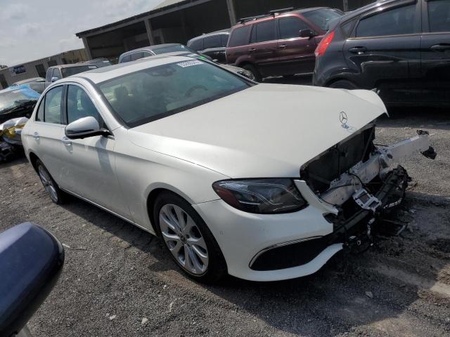 Photo 4 from auction – 2018 MERCEDES-BENZ E 300 with VIN WDDZF4JB5JA384792