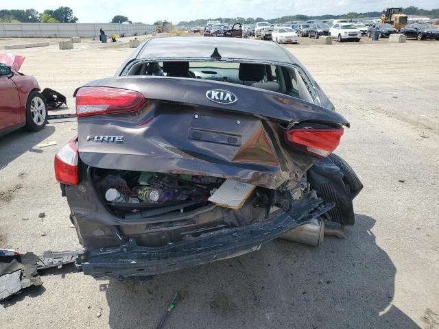 Photo 6 from auction – 2018 KIA FORTE LX with VIN 3KPFK4A75JE183511