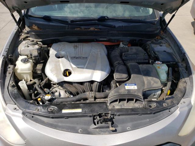 Photo 11 from auction – 2012 HYUNDAI SONATA HYB with VIN KMHEC4A47CA042536