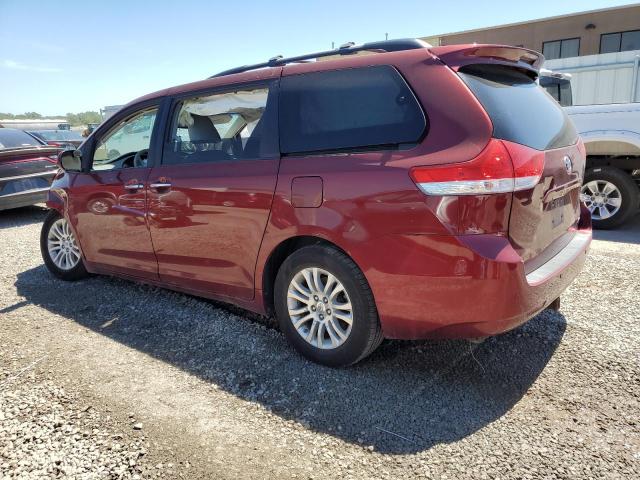Photo 2 from auction – 2011 TOYOTA SIENNA XLE with VIN 5TDYK3DC6BS048749