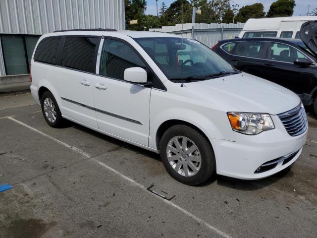 Photo 4 from auction – 2016 CHRYSLER TOWN & COU with VIN 2C4RC1BG4GR295120