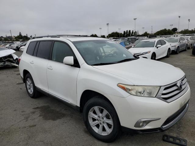 Photo 4 from auction – 2013 TOYOTA HIGHLANDER with VIN 5TDBK3EH6DS208325