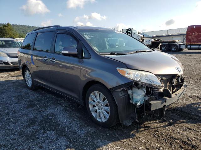 Photo 4 from auction – 2013 TOYOTA SIENNA XLE with VIN 5TDYK3DC6DS294963