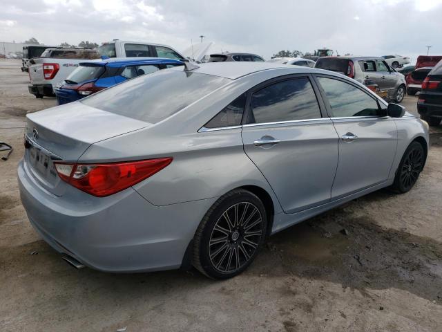 Photo 3 from auction – 2011 HYUNDAI SONATA SE with VIN 5NPEC4AC3BH229646