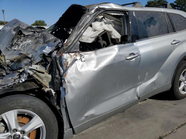 Photo 7 from auction – 2021 TOYOTA HIGHLANDER with VIN 5TDZZRAH9MS527107