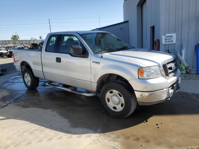 Photo 4 from auction – 2004 FORD F150 with VIN 1FTRX14W74NC36502