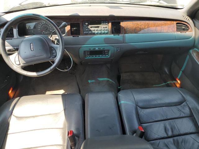 Photo 8 from auction – 2000 LINCOLN TOWN CAR E with VIN 1LNHM81W8YY765457