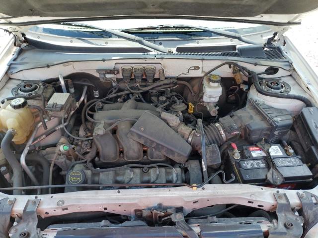 Photo 12 from auction – 2005 FORD ESCAPE XLT with VIN 1FMYU93115KA11404