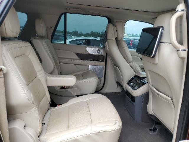 Photo 11 from auction – 2019 LINCOLN NAVIGATOR with VIN 5LMJJ3LT4KEL14550