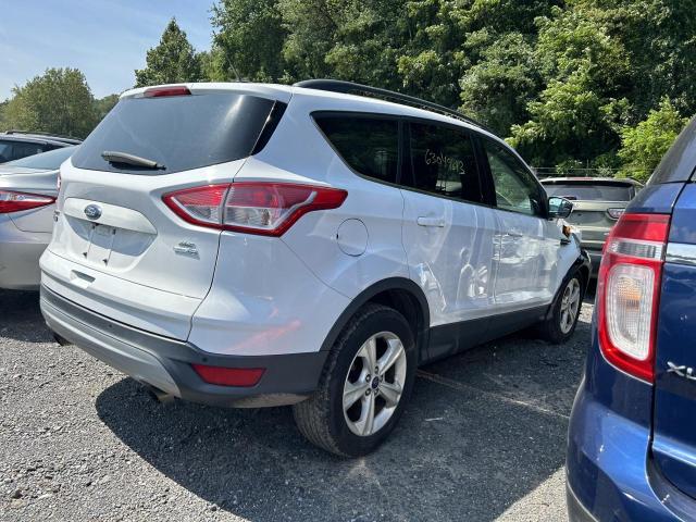 Photo 3 from auction – 2016 FORD ESCAPE SE with VIN 1FMCU9GX1GUB85781