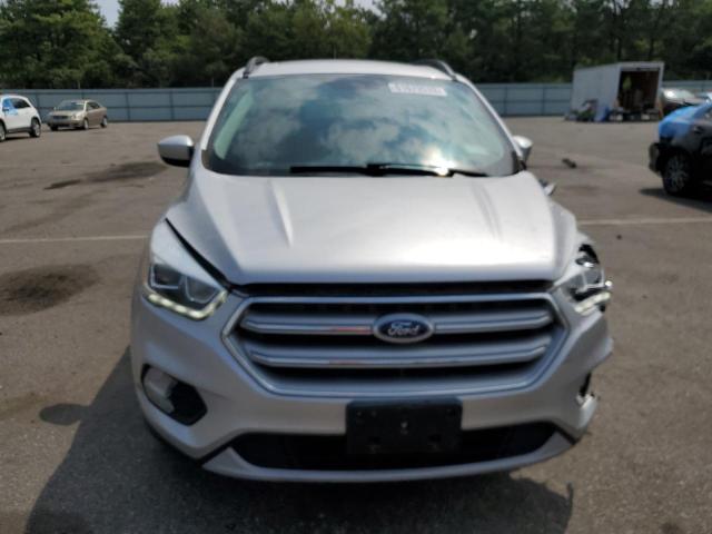 Photo 5 from auction – 2017 FORD ESCAPE SE with VIN 1FMCU9GD1HUB71404