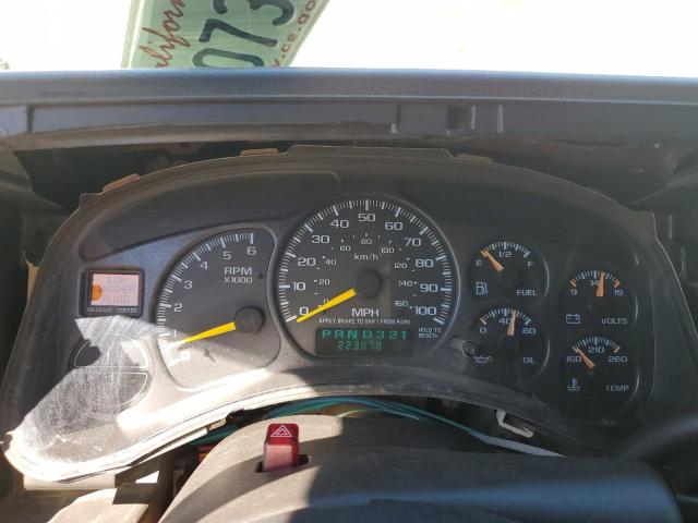 Photo 9 from auction – 2001 CHEVROLET SILVERADO with VIN 1GCEC19T41Z207066
