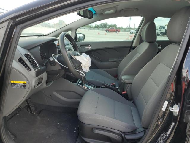 Photo 7 from auction – 2017 KIA FORTE LX with VIN 3KPFK4A74HE116974