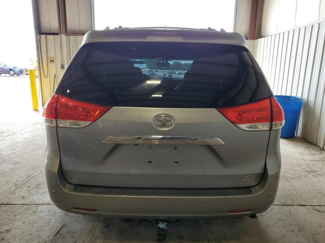 Photo 6 from auction – 2011 TOYOTA SIENNA XLE with VIN 5TDDK3DC8BS026234