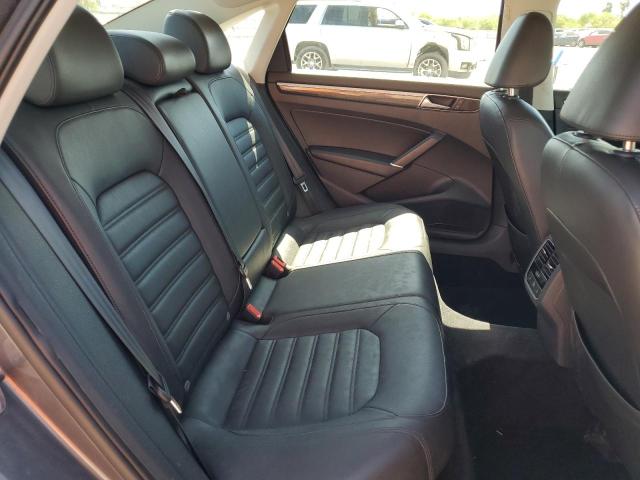Photo 10 from auction – 2017 VOLKSWAGEN PASSAT SEL with VIN 1VWCT7A32HC073268