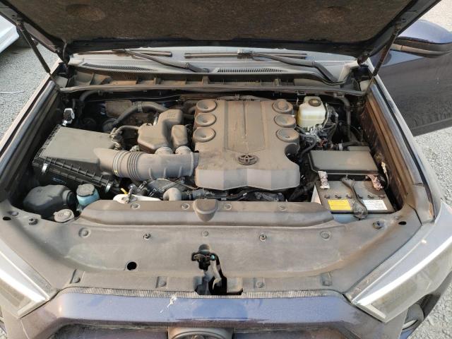 Photo 12 from auction – 2019 TOYOTA 4RUNNER SR with VIN JTEBU5JRXK5698027