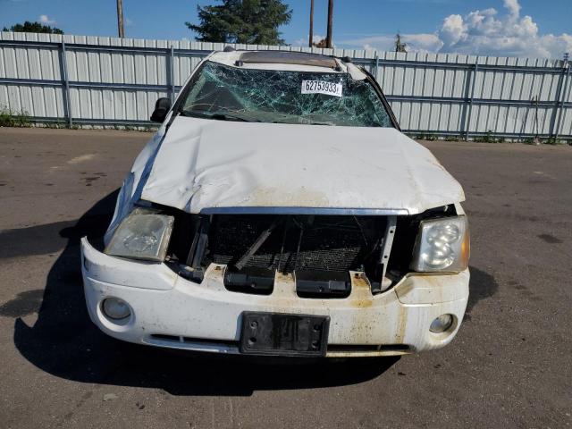 Photo 5 from auction – 2005 GMC ENVOY with VIN 1GKDT13S952254933
